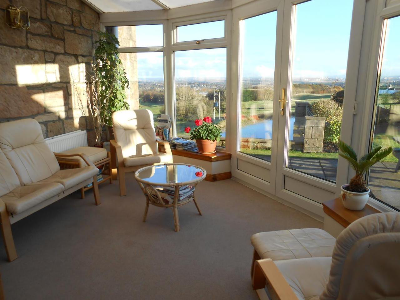 Tambowie Farm Bed & Breakfast Milngavie Exterior photo